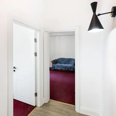 Tokyo Apartment *